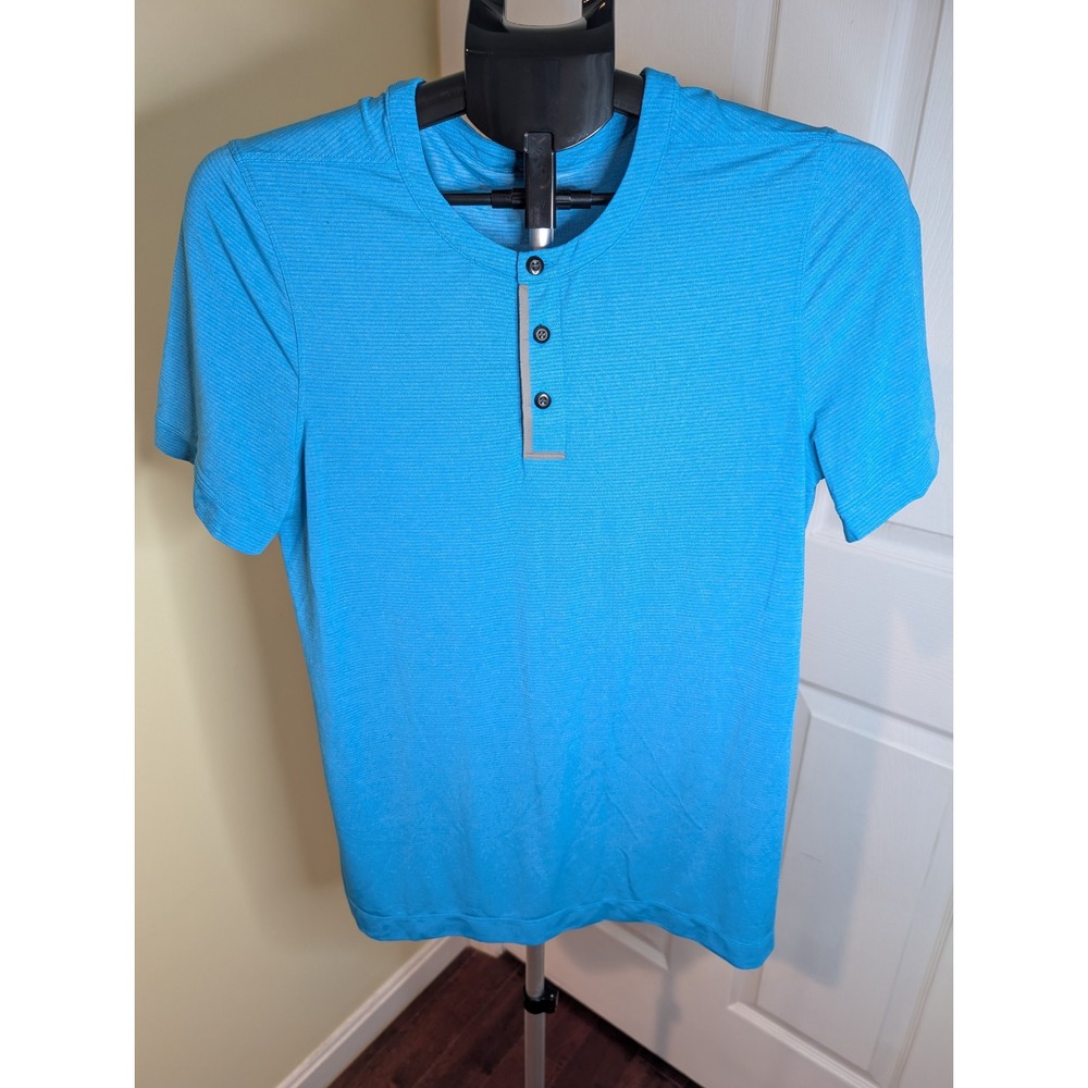 Lululemon Three Hit Henley Shirt Blue Silverescent Short Sleeve Medium